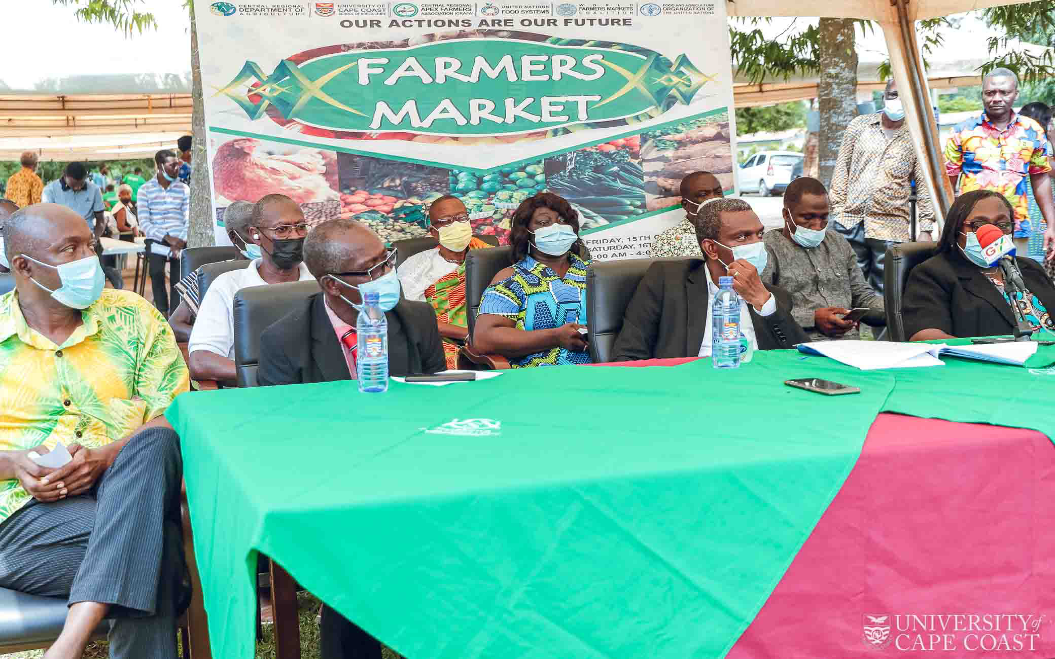 Dignitaries at the high table