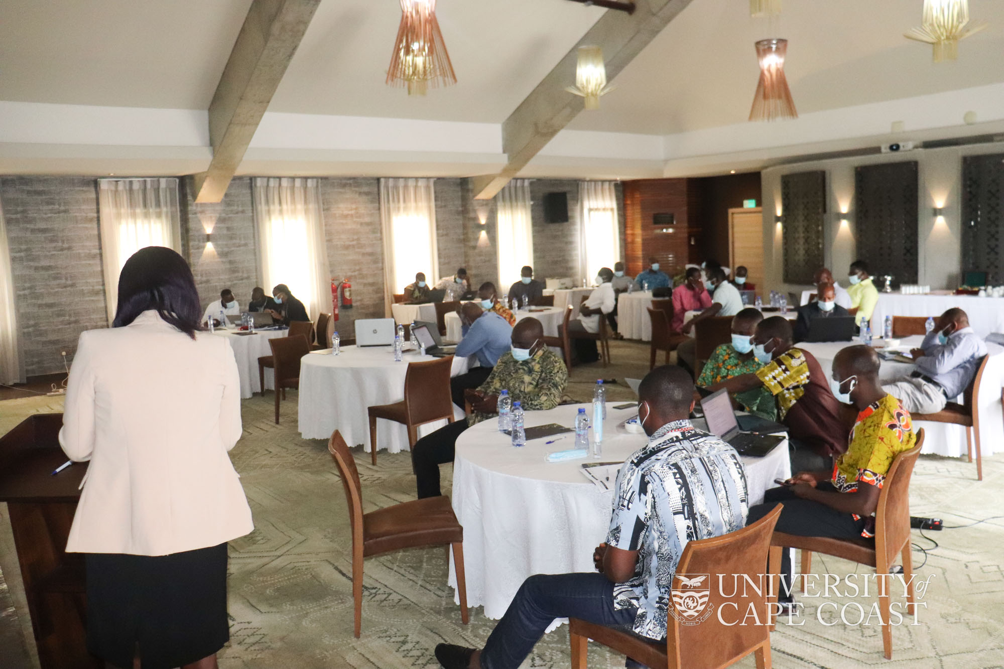 Cross section photograph of workshop participants.