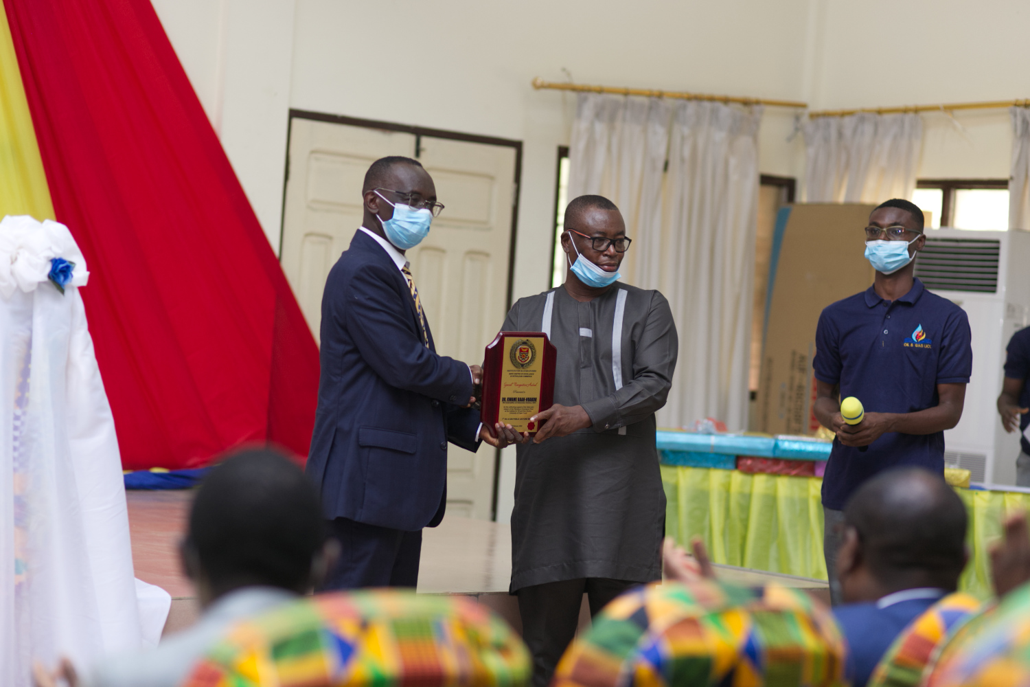 One of the post graduate students, Dr. Kwame Baah-Nuakoh, receiving his award. One of the post graduate students, Dr. Kwame Baah-Nuakoh, receiving his award.