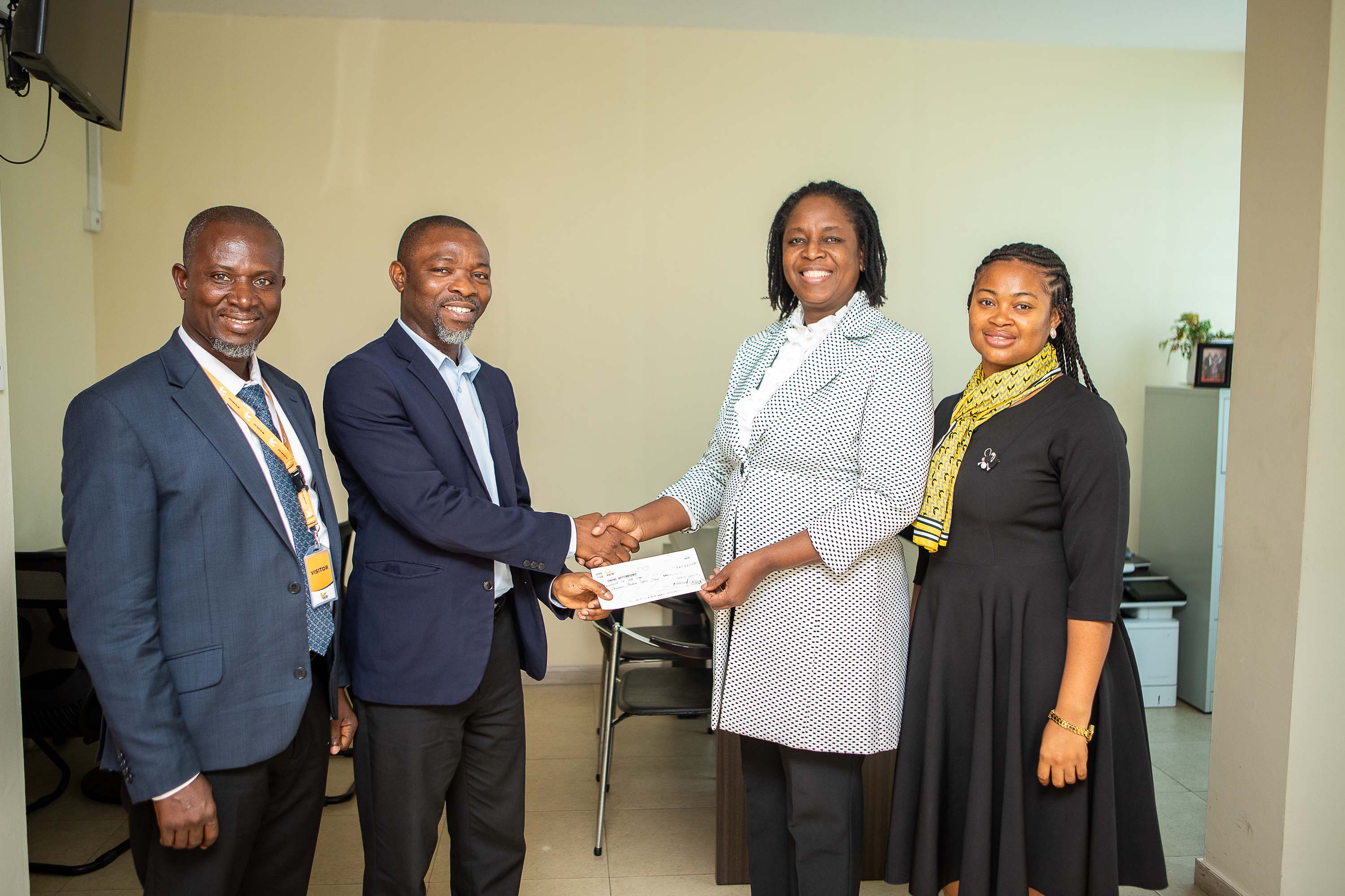 Presentation of the cheque Presentation of the cheque