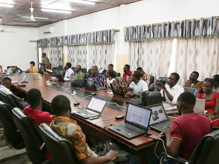 Participants of the Project Meeting on FruitBunch sitting around a table