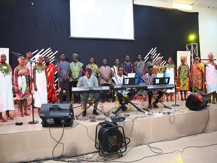 Performance by CEVEN Choir